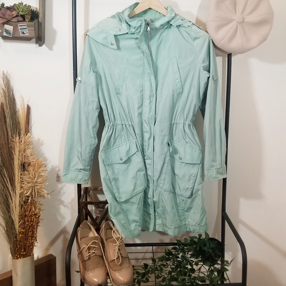 feecloset Korean Street Style Small Mint Color Rain Jacket - Picture 1 of 8